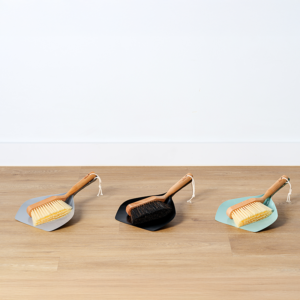 SG050300045-Scandi Fireside Ash Pan and Brush Set